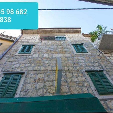 Carolija Apartment Makarska Dış mekan fotoğraf