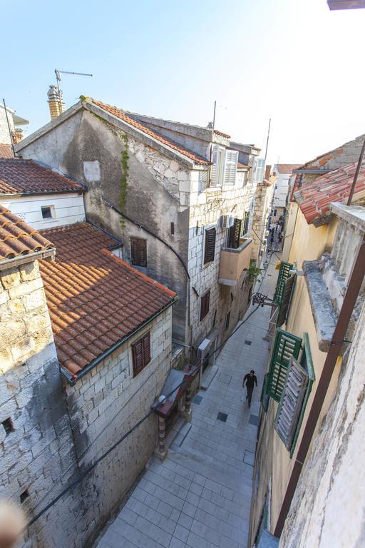 Carolija Apartment Makarska Oda fotoğraf